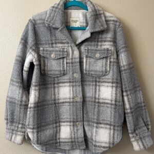 Abercrombie Sherpa Plaid Shacket | Grey White | Size Small